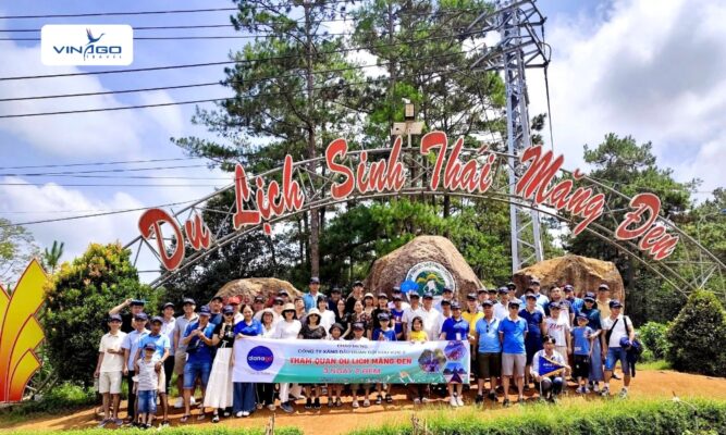 Traveling to Mang Den